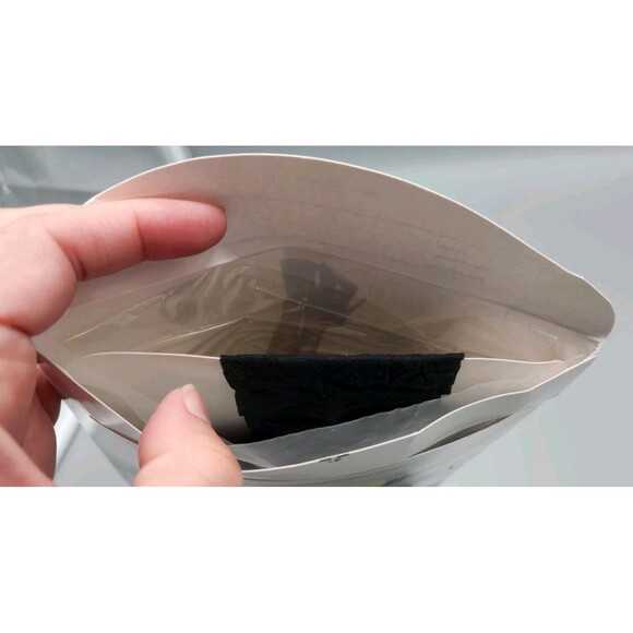 Hanes Silk Reflections Lace Top Thigh Highs Sheer Toe Jet Black Size CD Silky - Picture 6 of 8